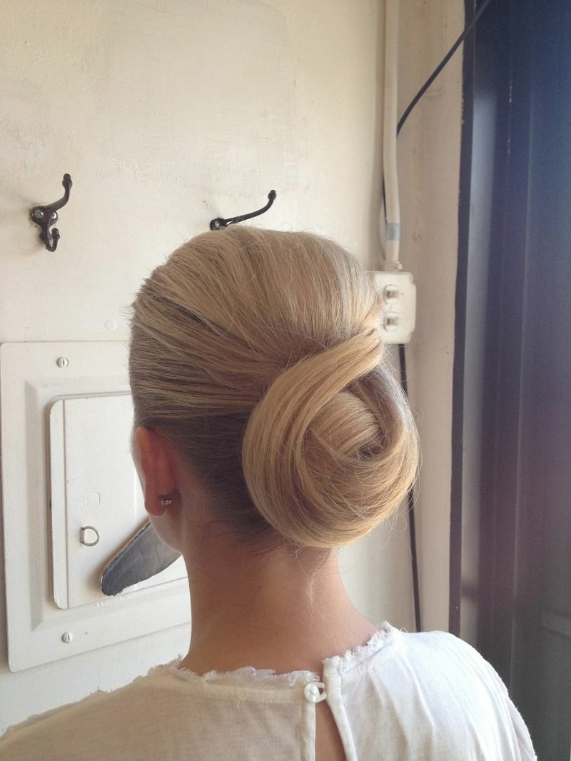 svečane frizure chignon