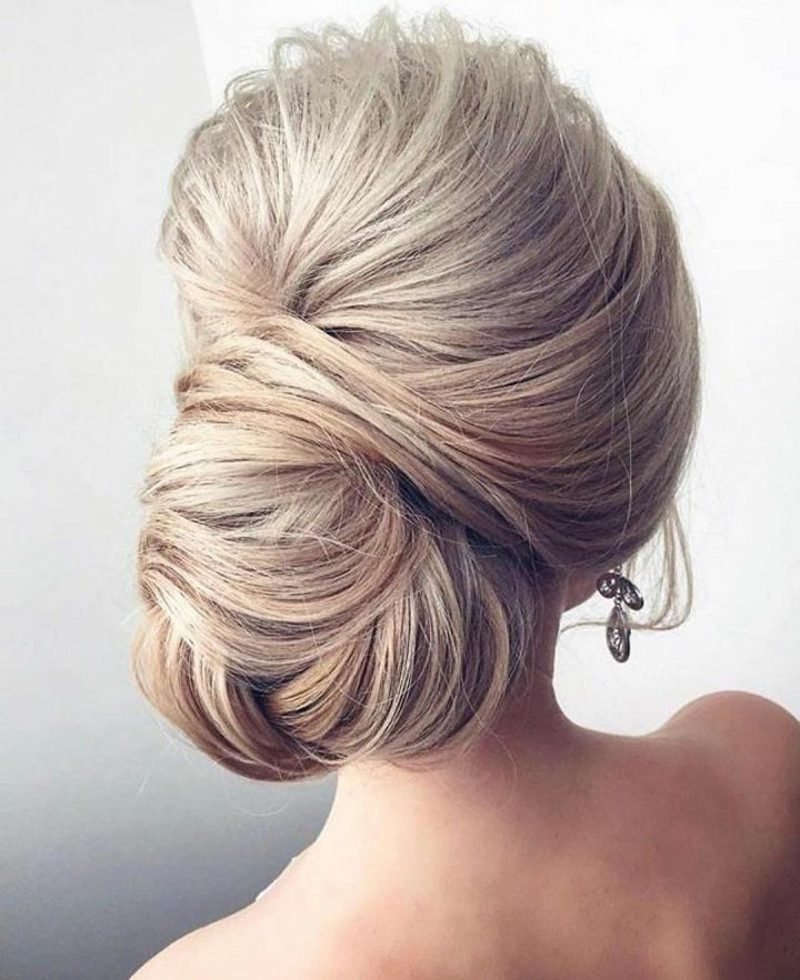 svečane frizure chignon