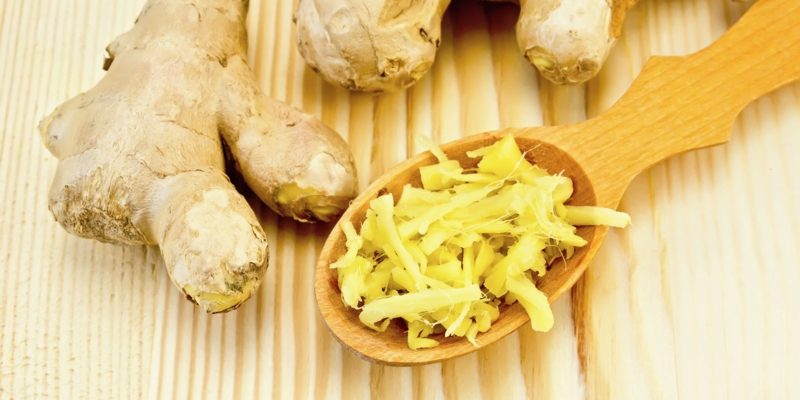 začinsko bilje đumbira efekt rezanja đumbira