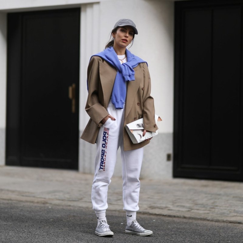 Pantalone jogging outfit sportivo elegante Completo di pantaloni della tuta mantella da basket sportiva