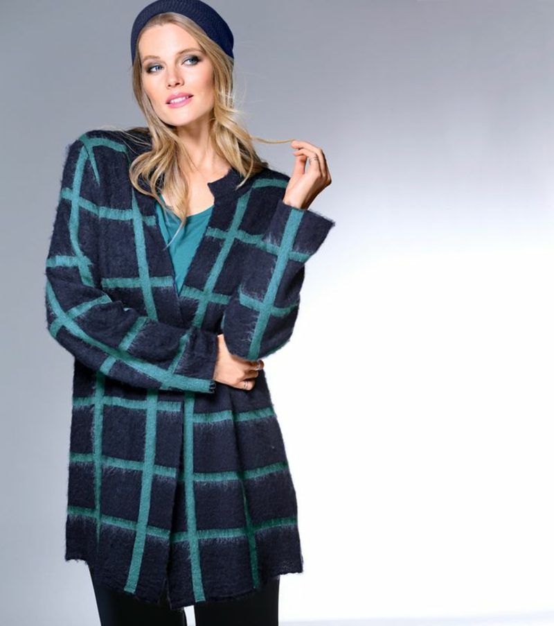 Divatirányzatok téli kockás mintás kabát elegáns