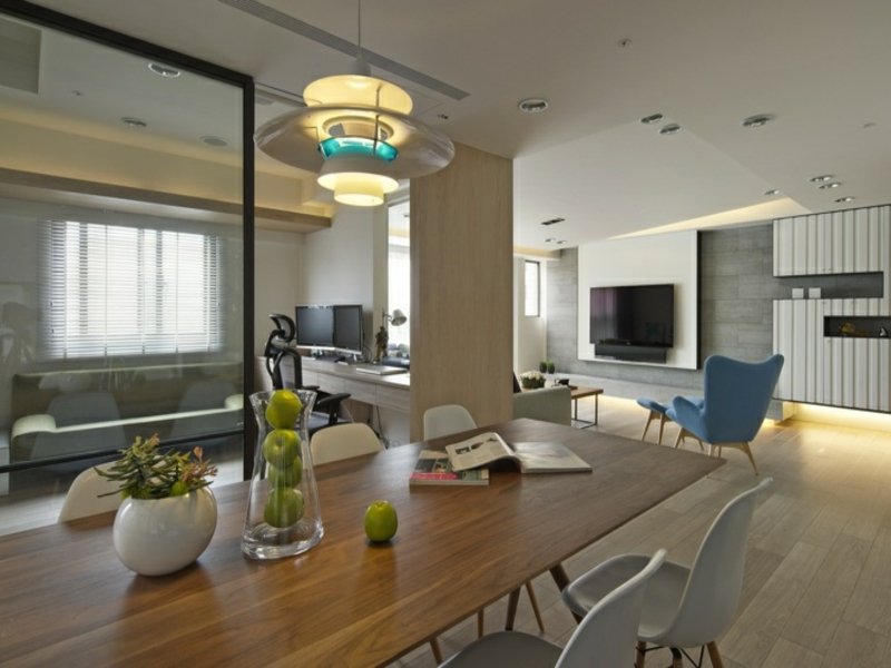 piante sul tavolo della sala da pranzo secondo il feng shui