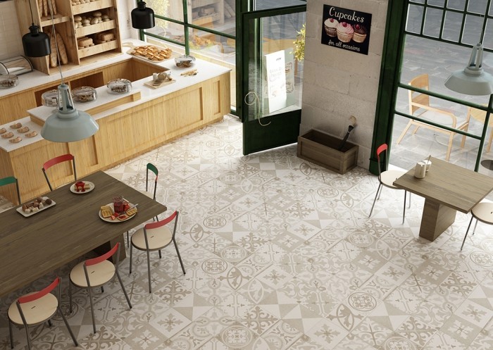 Dekoracija keramičkih pločica topao interijer