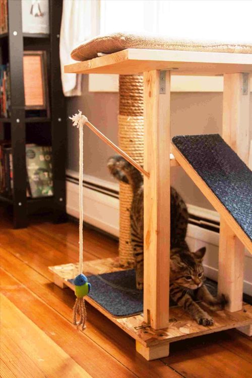 Egyszerű és kreatív kaparóoszlopok macskáknak, hogy saját macskatornyot építsenek régi fából játékokkal Könnyen és kreatívan építhet karcoló posztokat macskáknak katzen tum palota régi fából