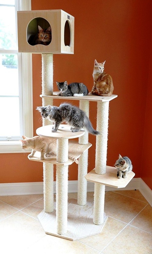Könnyen és kreatívan készítsen vakaróoszlopokat macskák számára. Nagy macskatorony egy nagy macskacsalád számára Könnyű és kreatív kaparóoszlopok macskáknak építenek nagy karcolóoszlopokat több macskának