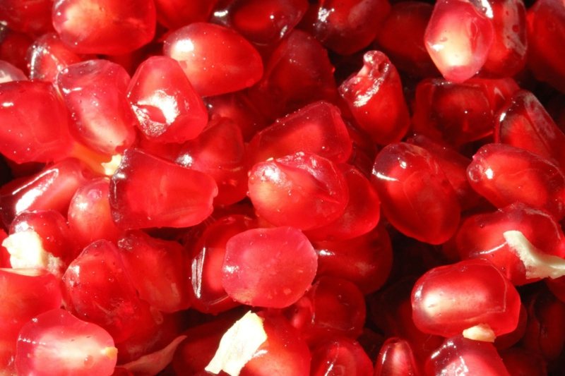 Deliziosi i chicchi di melograno chicchi di melograno