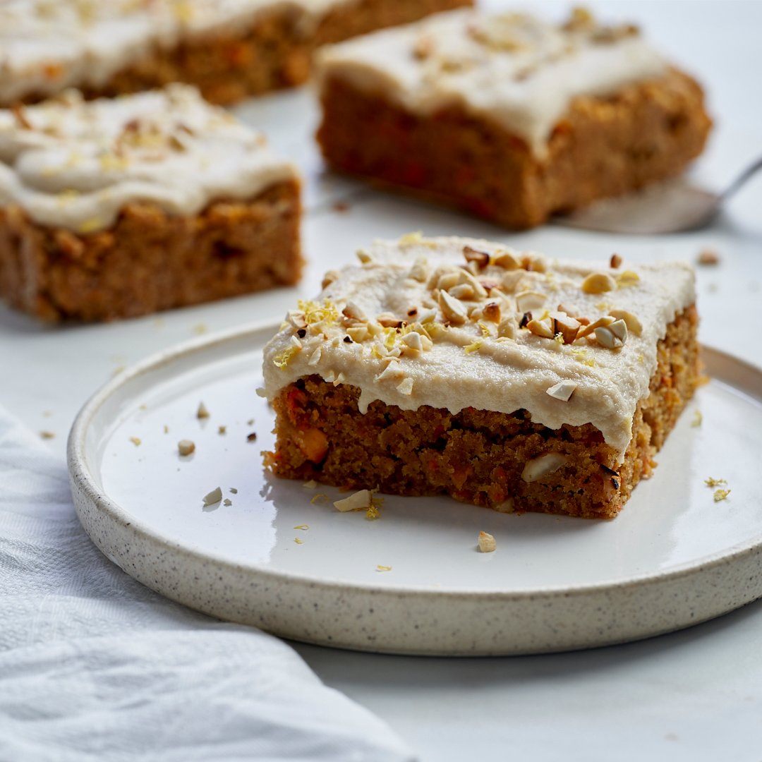 Kenje meg a sárgarépatortát dióval