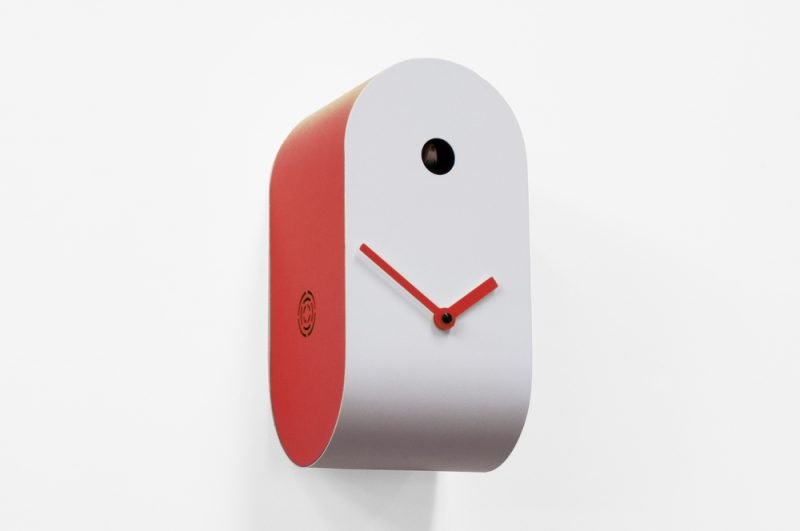 Non è così bello quell'orologio a cucù? Non è così bello quell'orologio a cucù?
