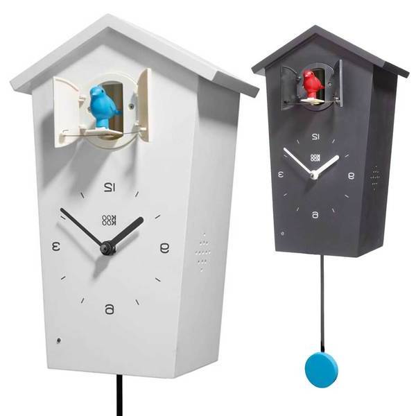 Orologi a cucù in bianco e nero Orologi a cucù in bianco e nero