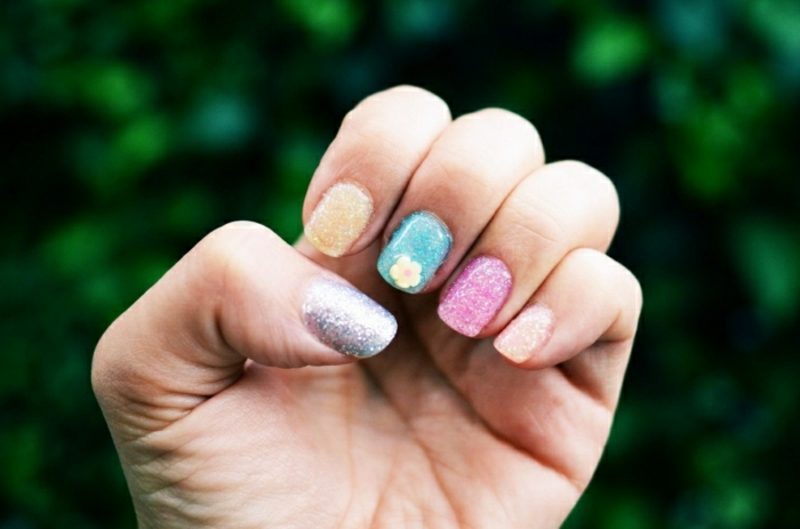 Proljetni dizajn noktiju Dizajn noktiju u proljetnim trendovima boja