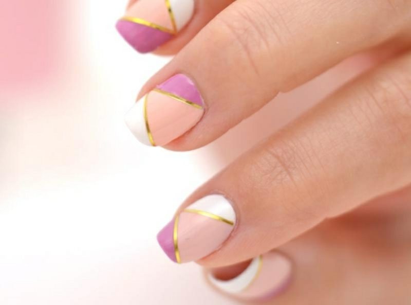 Nokti s ukrasnim prugama izvorne dizajnerske ideje Dizajn noktiju s ukrasnim prugama