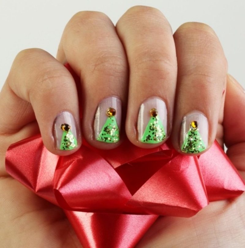 Köröm galéria karácsonyi fenyőfa