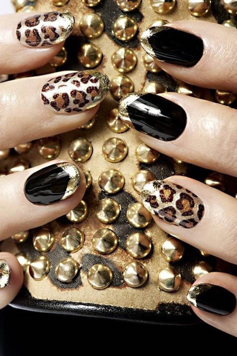 nailart galéria eredeti köröm design téli leopárdmintás