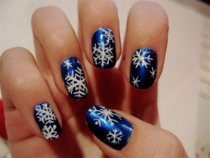 Köröm művészeti galéria téli hópelyhek