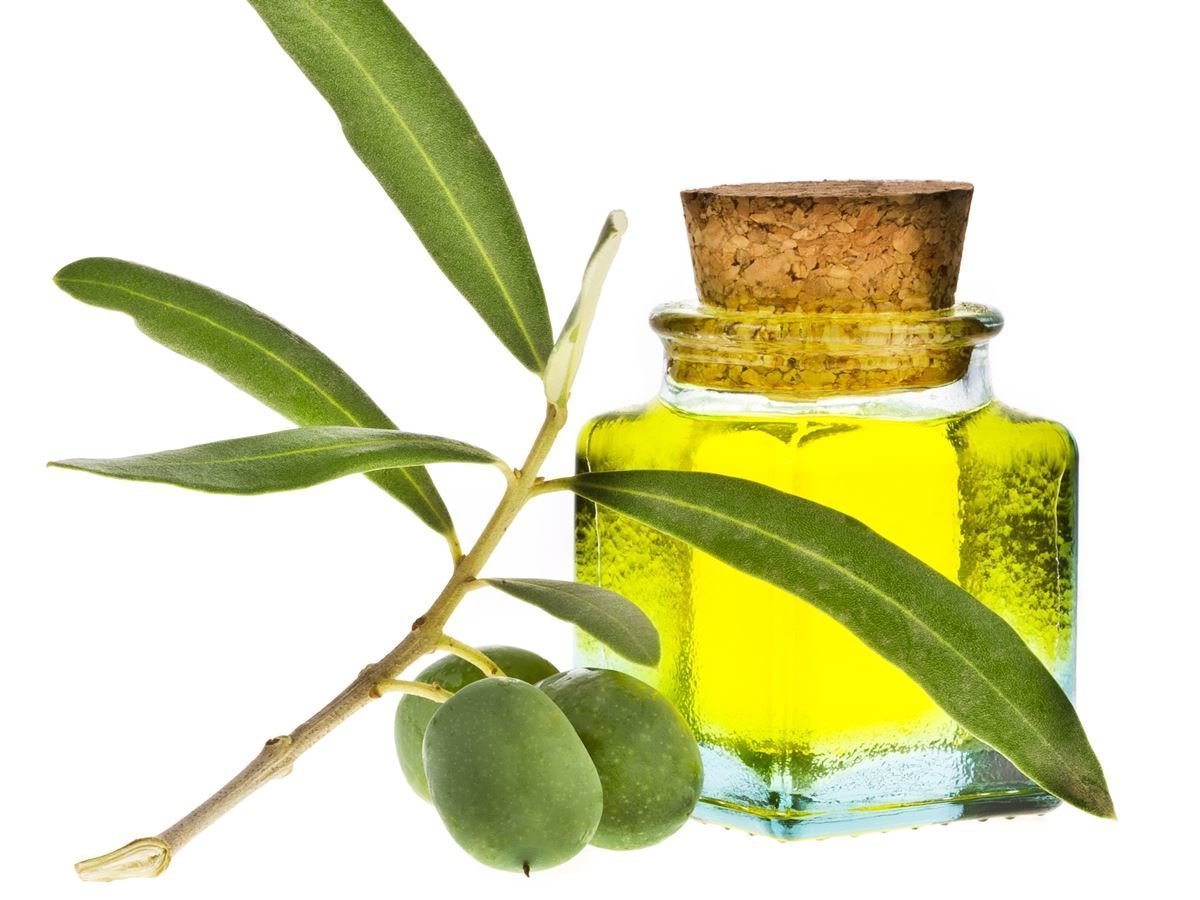 Olio d'oliva - il classico in cucina e per la bellezza