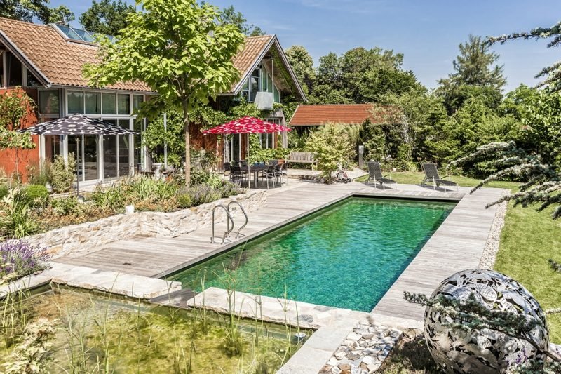 Természetes medence