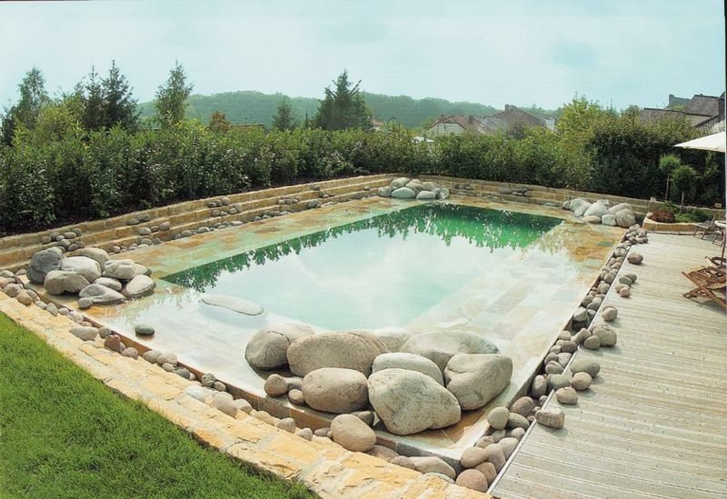 Természetes medence