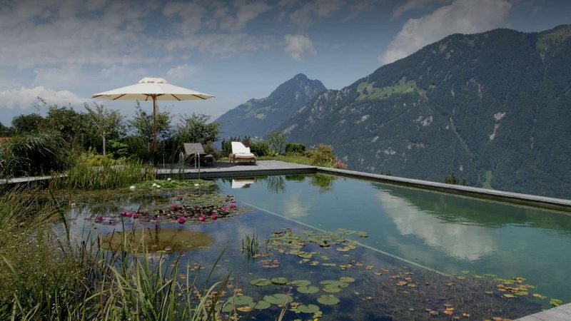 Természetes medence a nyaralóban