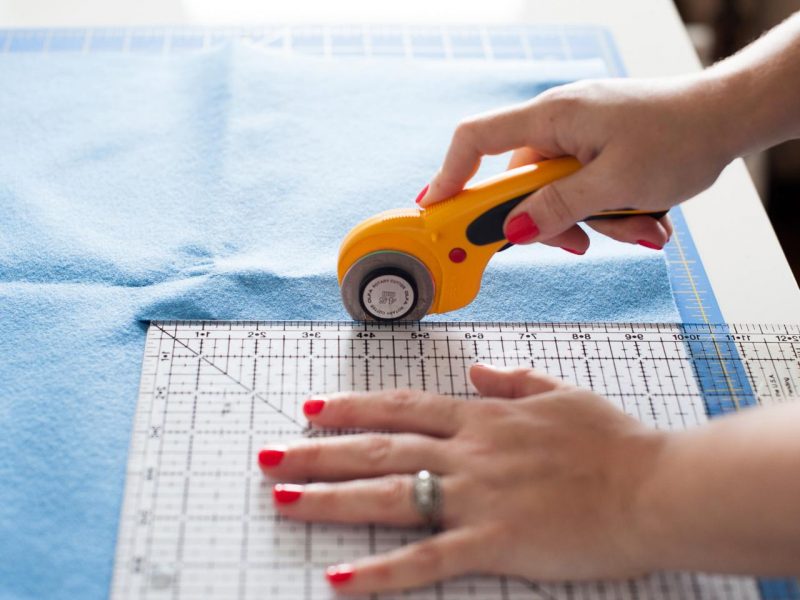 Pribor napravite sami: upute za šivanje maske za mobitel Pribor napravite sami: upute za šivanje maske za mobitel