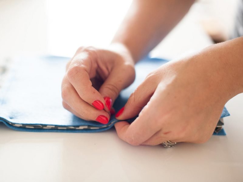 Upute za šivanje torbice za mobitel Upute za šivanje torbice za mobitel