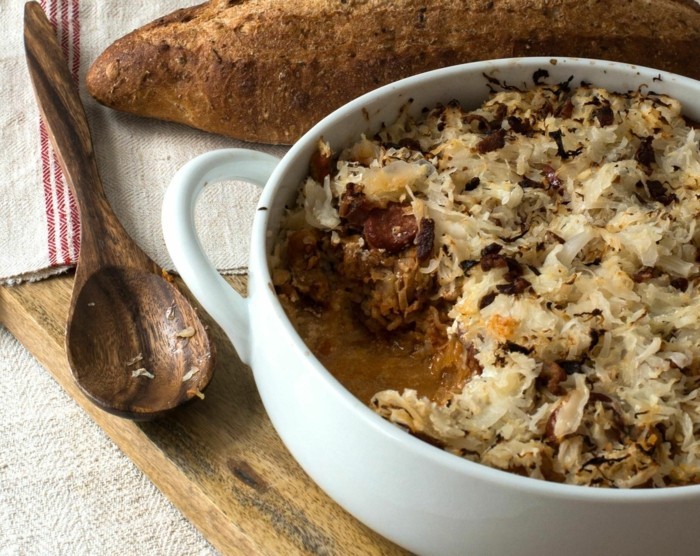 Ispecite meso s kiselim kupusom tepsija od kiselog kupusa dijeta sa kiselim kupusom