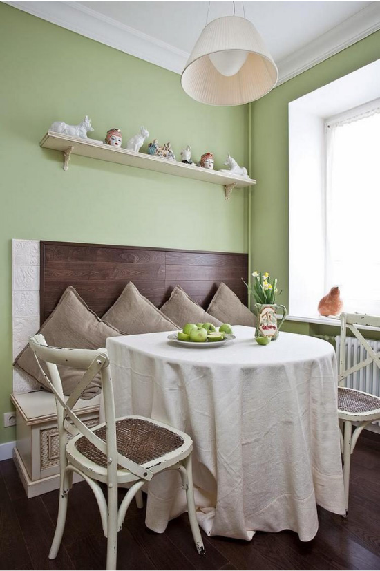 Маслинова кухня в селски стил