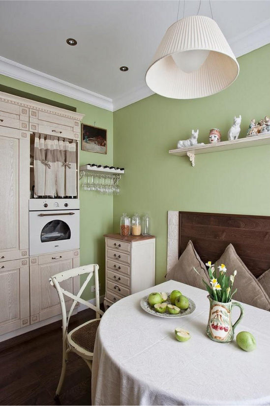 Маслинова кухня в селски стил