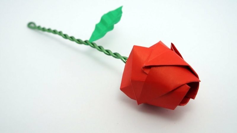 Ručka s uputama za ružu origami upute za origami ružu