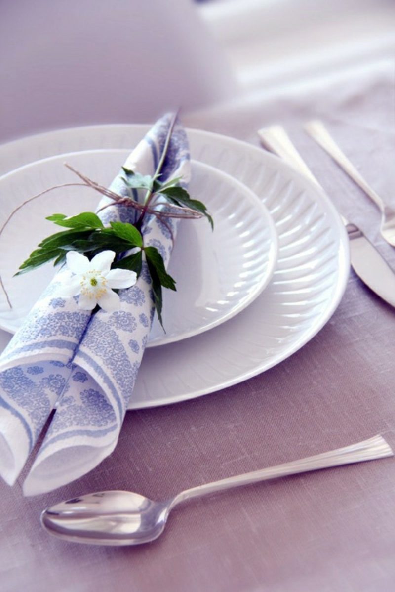 serviettes en papier pliantes