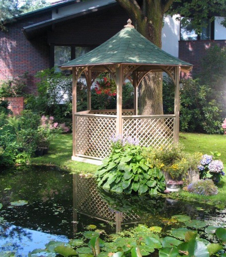 Construire soi-même un pavillon à côté d'un étang apporte paix et confort construire un pavillon vous-même étang