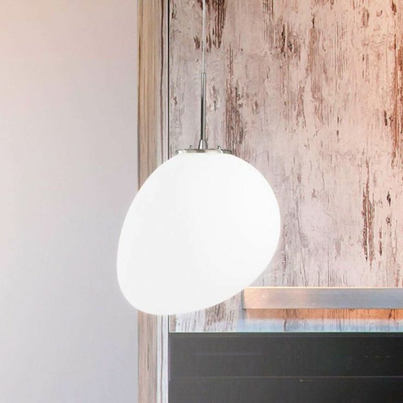 Függő lámpa szemfényvesztő a szobában