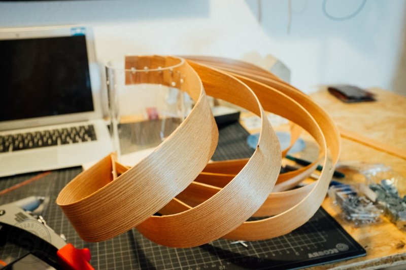 Függőlámpa rétegelt lemezből