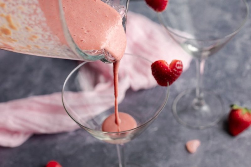 Vrlo ukusan recept za Baileys liker s jagodama