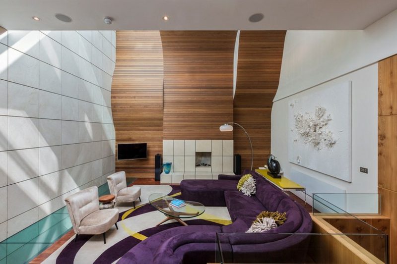 okrugla sofa u ljubičastom velikom modularnom dnevnom boravku okrugla sofa ljubičasta modularna super elegantna
