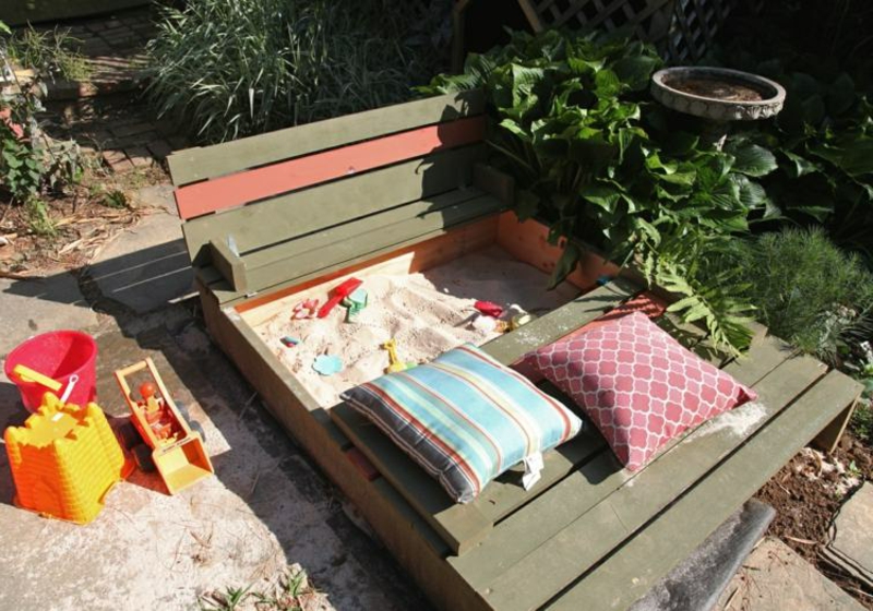 Idée intelligente de banc de couvercle en bois de bac à sable Coussin de couverture en bois de bac à sable