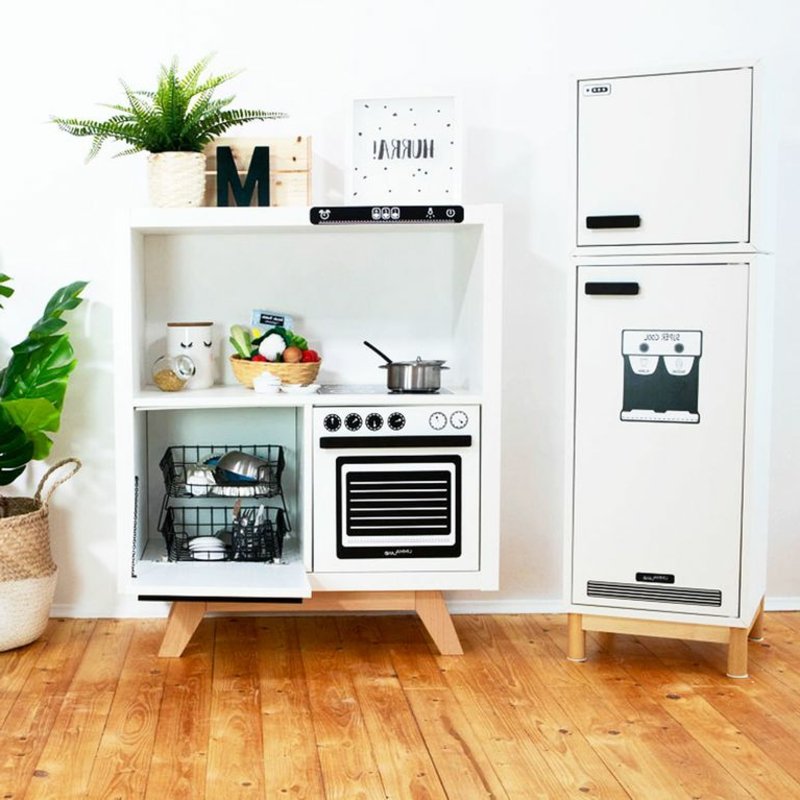 Dječja kuhinja DIY IKEA polica Ikea hakira dječju kuhinju za igru koja čini Kallax policu