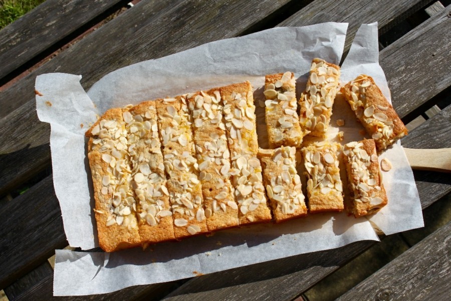 Süteményeket süssön gyors desszertként süteményeket sütni finom desszerteket gyors desszerteket