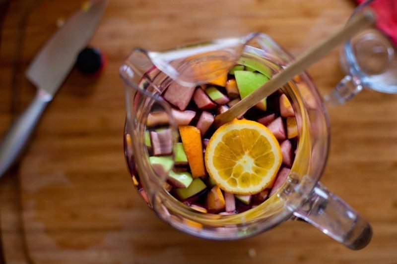 Kombucha Sangria sa Scobyjem! brzi zdravi recepti ukusni recepti jednostavni recepti niskokalorični kokteli zdravi smoothieji