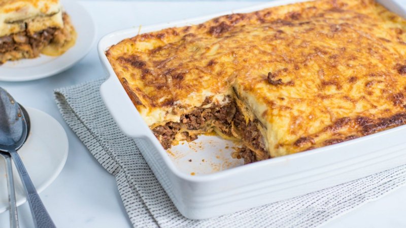 Moussaka tradizionalmente con carne macinata Cucina bulgara Moussaka