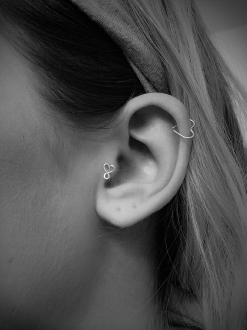 Piercing helix coeur idées modernes Helix piercing idées modernes coeur