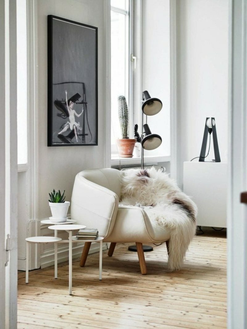 Poltrona originale per soggiorno con mobili scandinavi