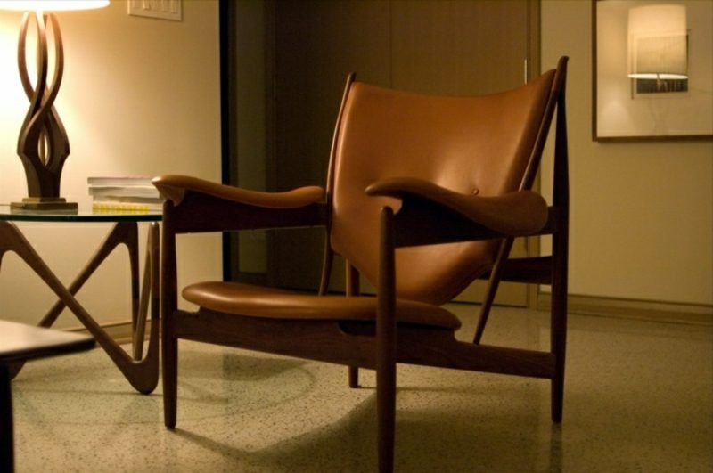 Mobili scandinavi meravigliose poltrone rivestimento in pelle Mobili scandinavi comoda poltrona con rivestimento in pelle