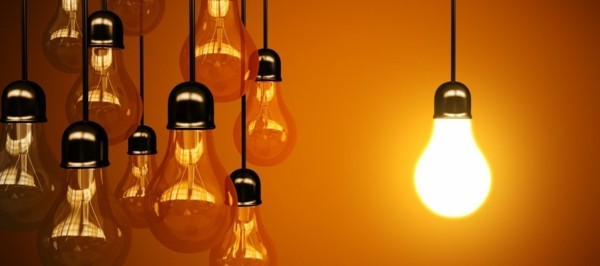 intelligens világítás és energiatakarékosság Az áramszolgáltatók cserélnek izzókat