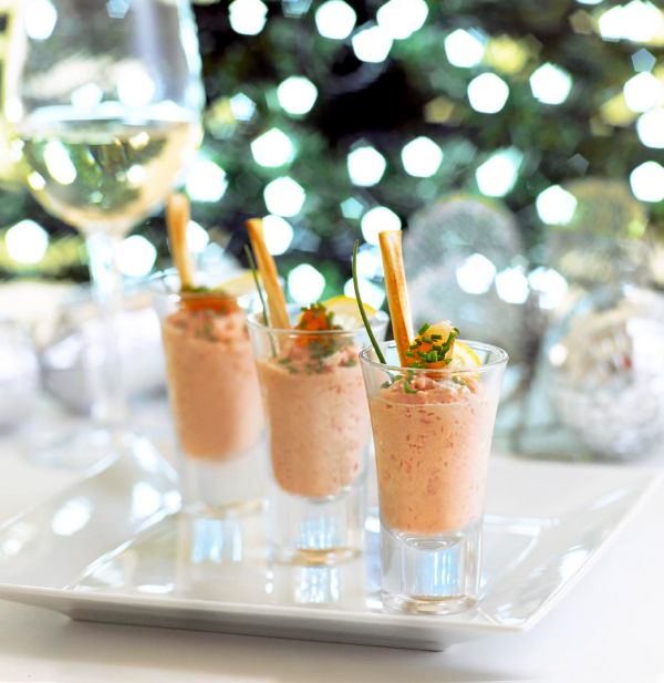 Spalmabile nel bicchiere - ottimo antipasto natalizio come idea Idee per la decorazione della tavola antipasti per Natale