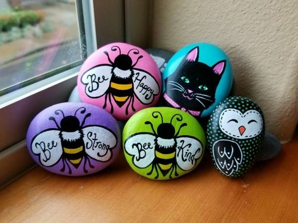 Le belle pietre dipingono le immagini in modo creativo