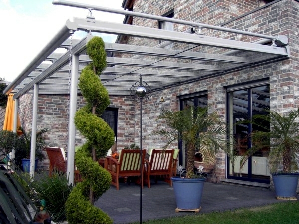 La toiture de terrasse en aluminium a un look moderne et bien d'autres avantages toiture de terrasse aluminium look moderne solution fonctionnelle