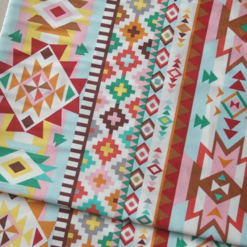 Varróasztal népi művészet terítő középső szüreti vászon