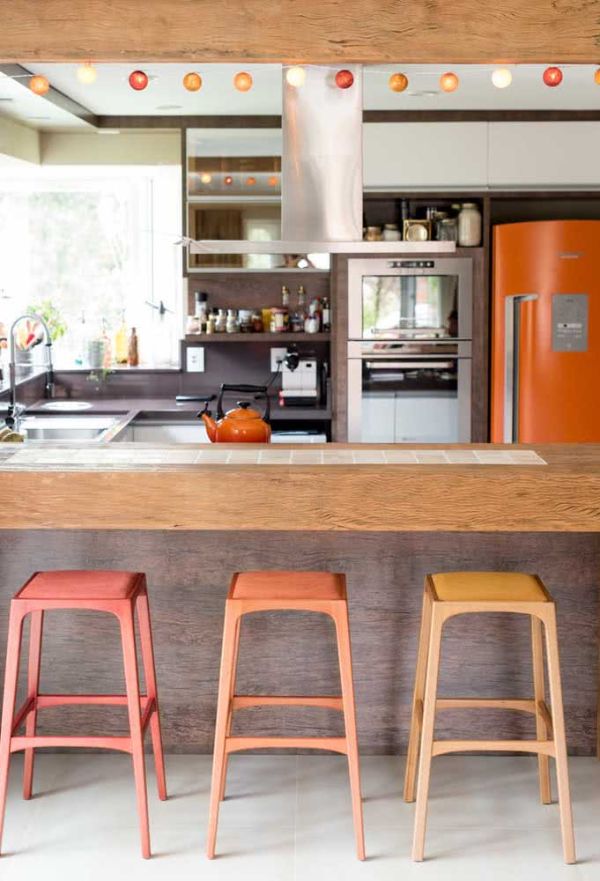 Kuhinje u obliku slova U vrlo lijepe stolice