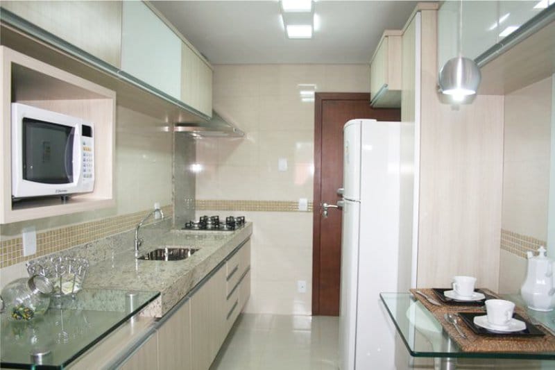 Ceramic Tile and Mosaic Apron