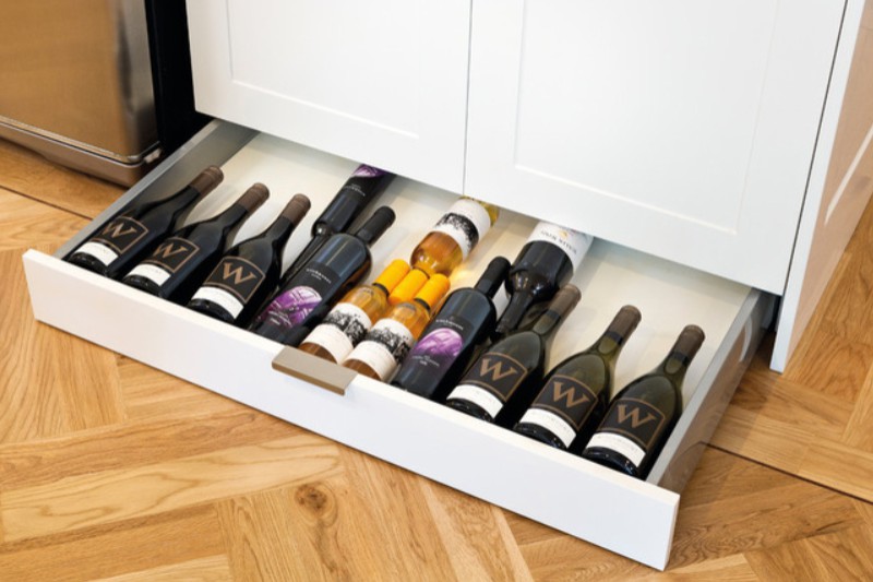 Чекмеджета в основата на кухнята